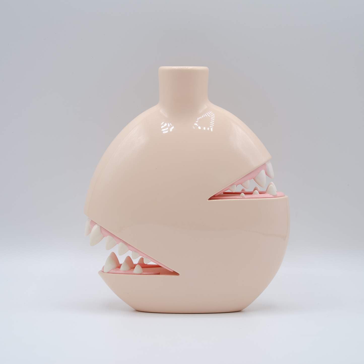 Biting Vase - Ghost Pink
